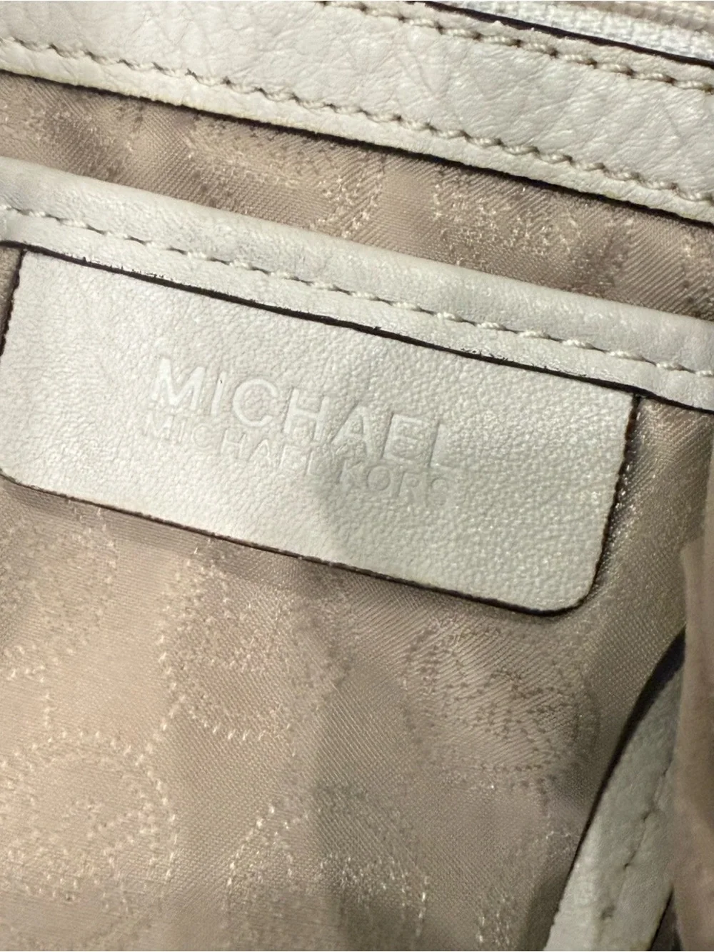 Michael Kors hobo bag